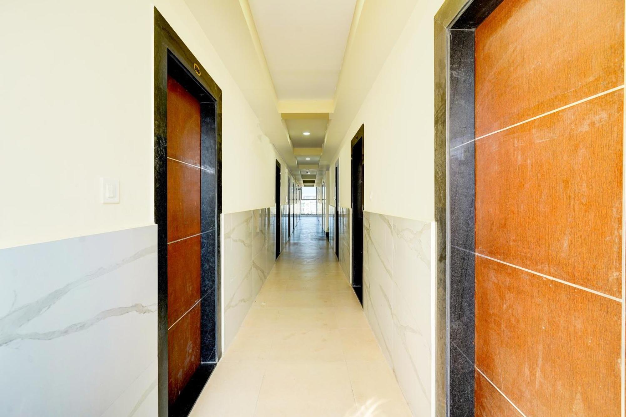 Super Hotel O Sri Vishnu Prime Opposite The Studio Salon, Kundalhalli Gate Bangalore Exterior foto